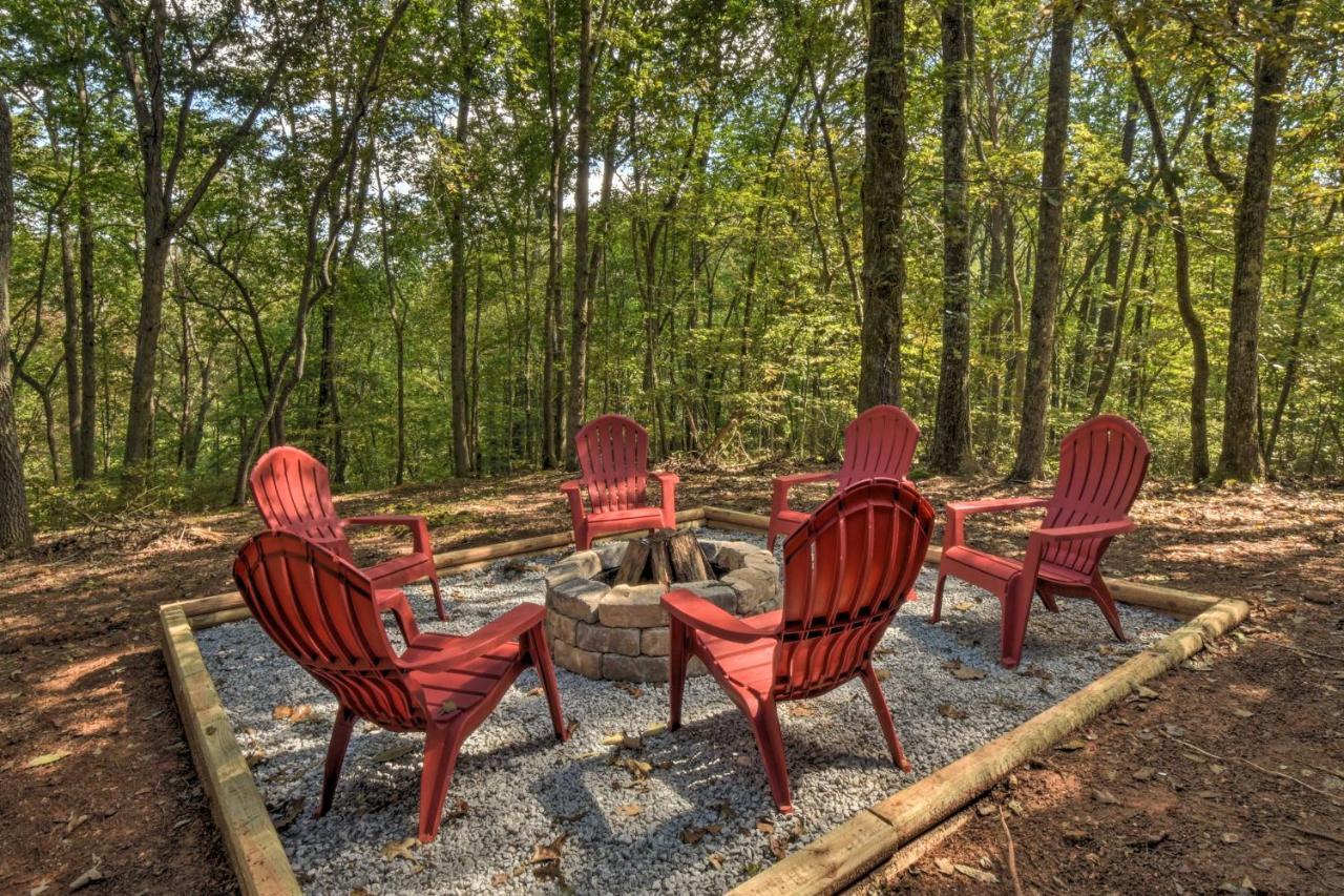 Blue Ridge Cabin Hot Tub, Fire Pit And Grill! エクステリア 写真
