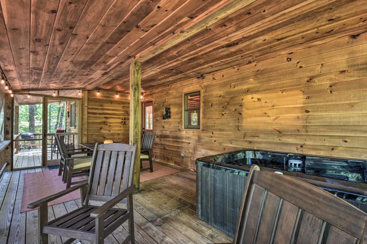 Blue Ridge Cabin Hot Tub, Fire Pit And Grill! エクステリア 写真